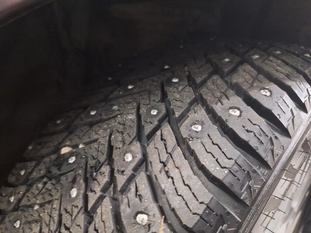 Toyota Verso-S 2014 Harmaa