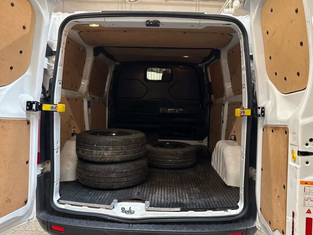 Ford Transit Custom 2013 Valkoinen