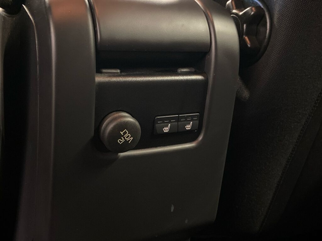 Volvo V60 2013 Punainen