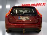 Volvo V60 2013 Punainen