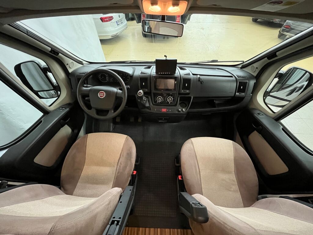 Adria Twin 600 SP 2013 Hopea