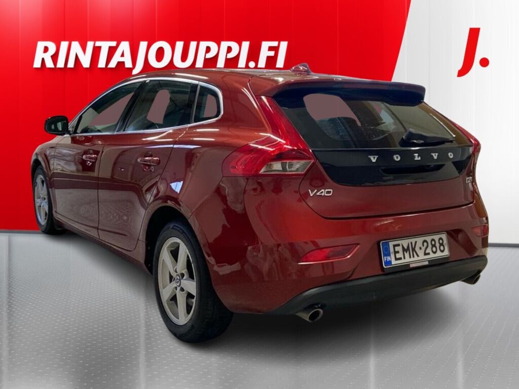 Volvo V40 2013 Punainen