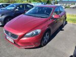 Volvo V40 2013 Punainen