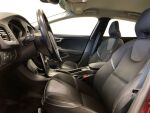 Volvo V40 2013 Punainen