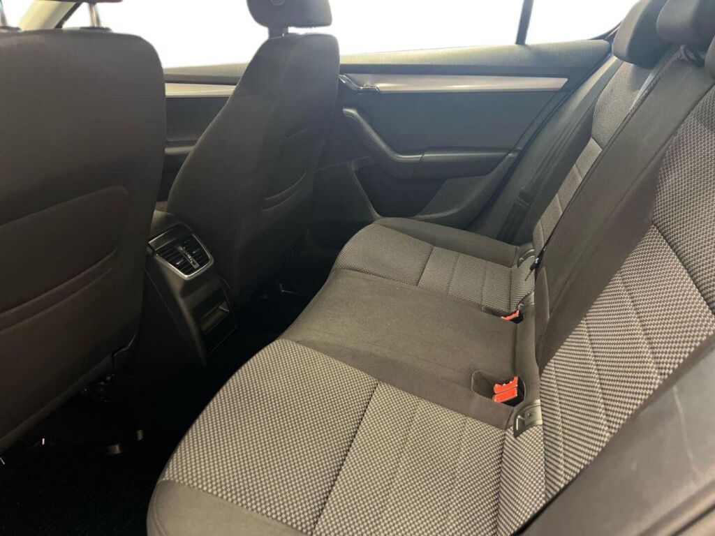 Skoda Octavia 2013 Sininen