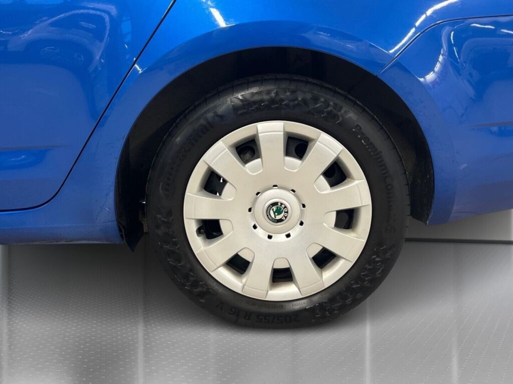 Skoda Octavia 2013 Sininen