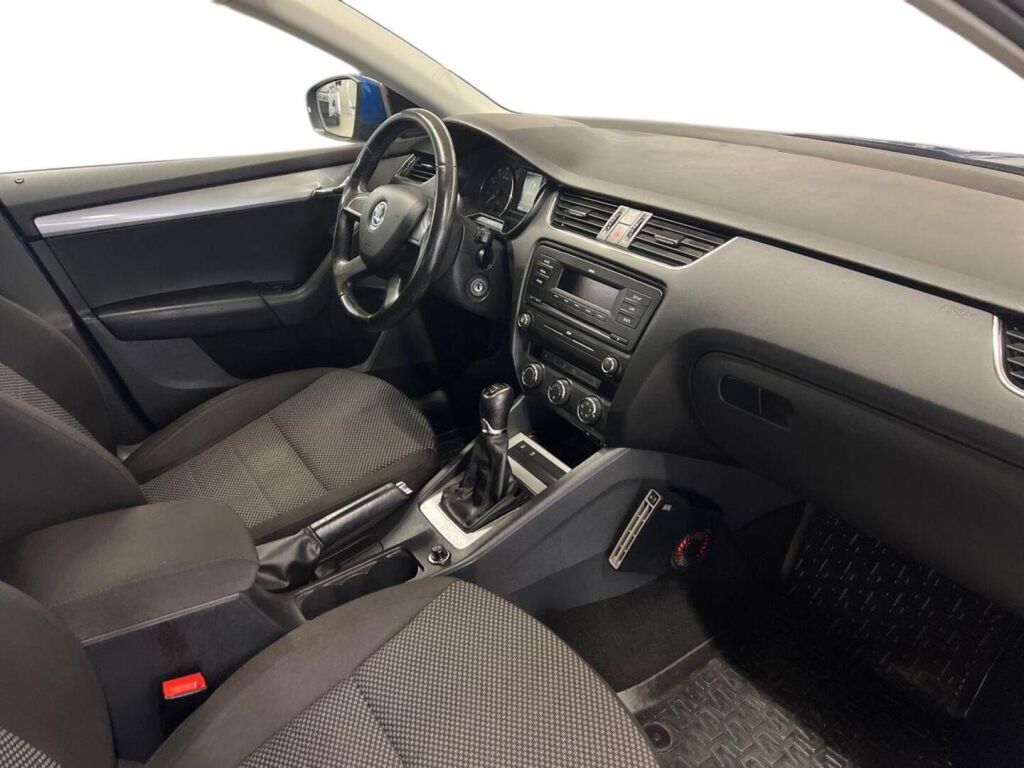 Skoda Octavia 2013 Sininen