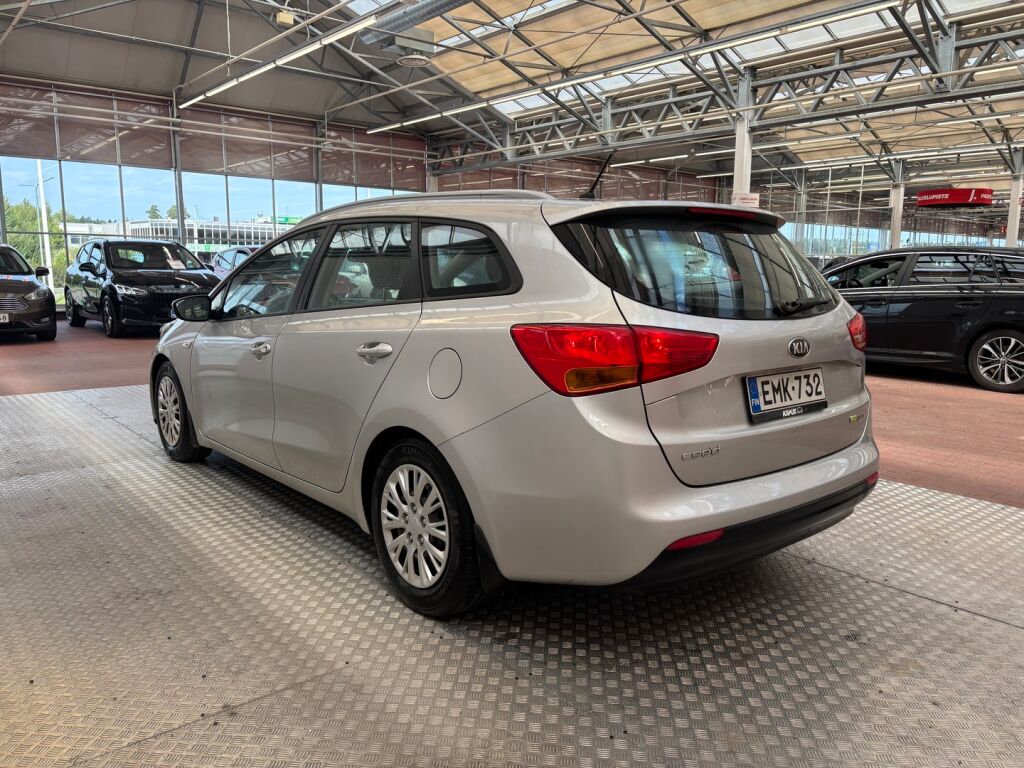 Kia Ceed 2013 Hopea