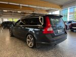 Volvo V70 2013 Musta