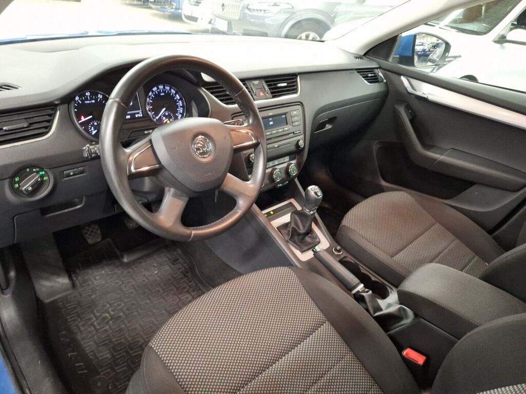 Skoda Octavia 2013 Sininen