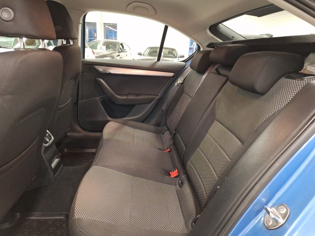 Skoda Octavia 2013 Sininen