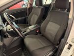 Toyota Avensis 2013 Valkoinen