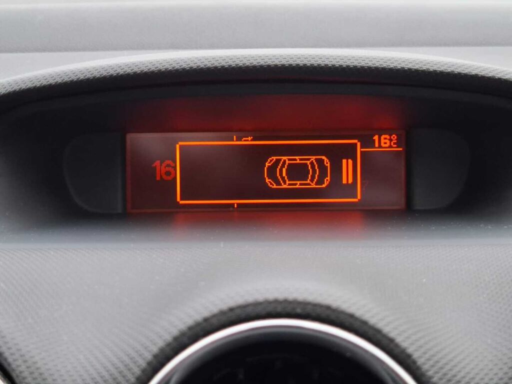 Peugeot 308 2013 Valkoinen