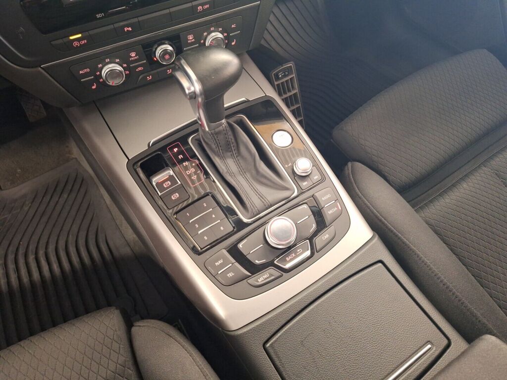 Audi A6 2013 Musta