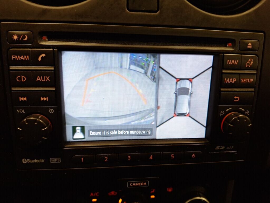 Nissan Qashqai 2013 Ruskea (beige)