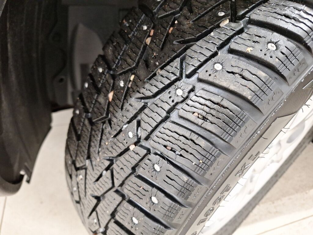 Nissan Qashqai 2013 Ruskea (beige)