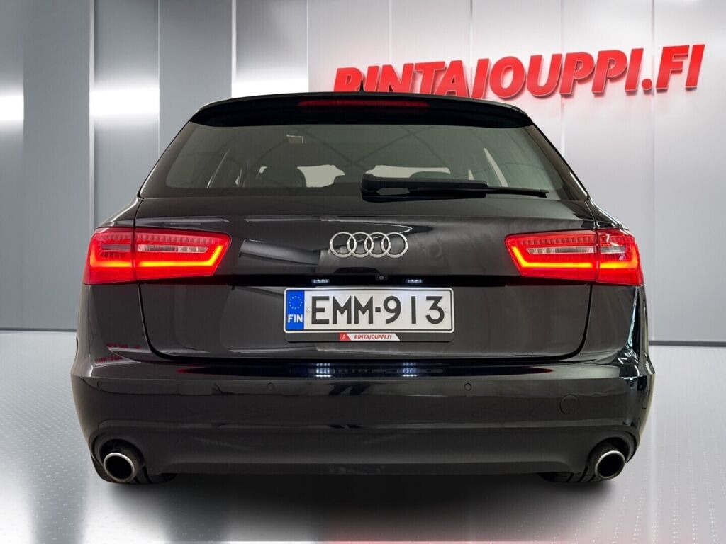 Audi A6 2012 Musta