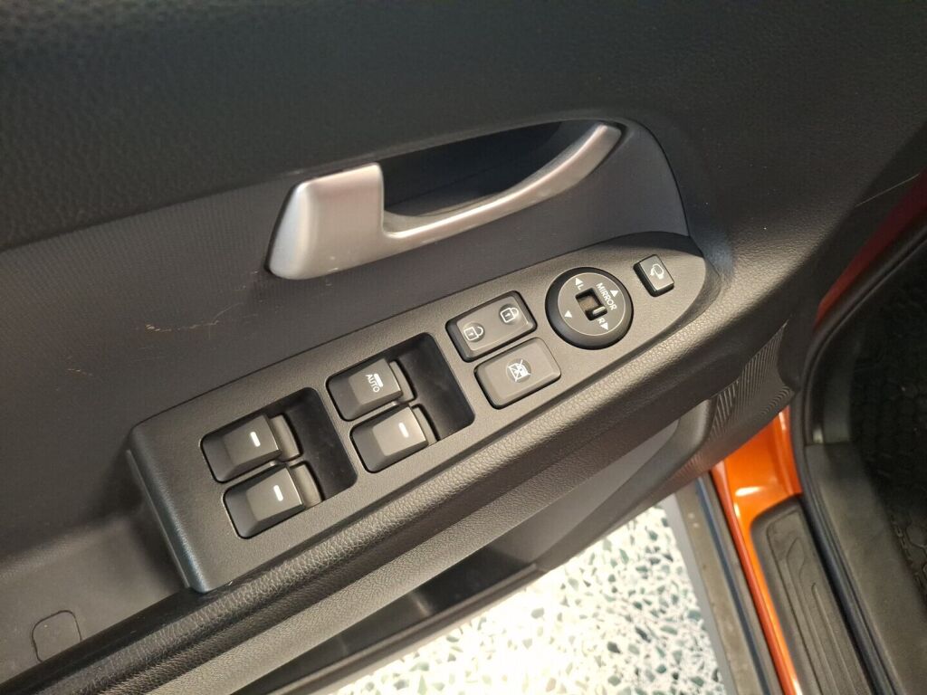 Kia Sportage 2013 Oranssi