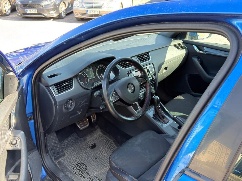 Skoda Octavia 2014 Sininen