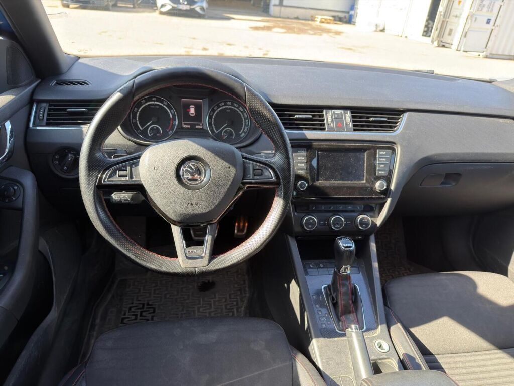 Skoda Octavia 2014 Sininen