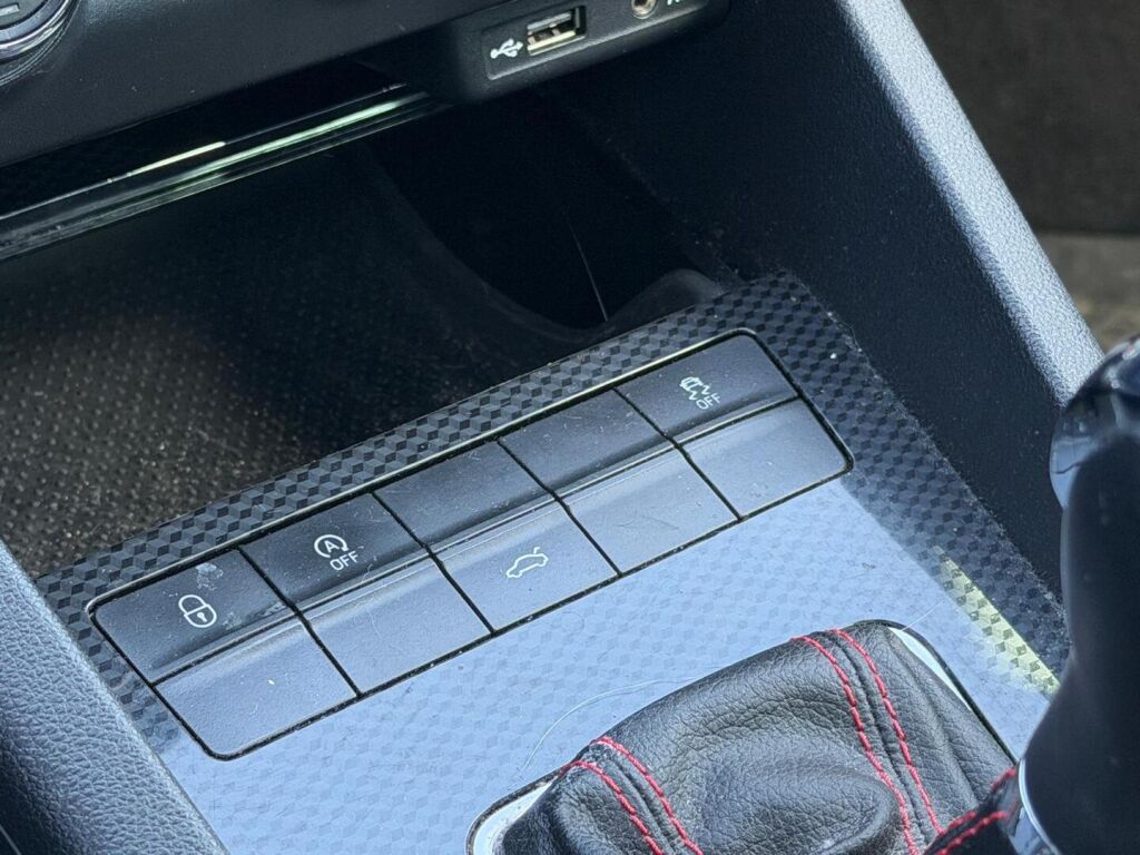 Skoda Octavia 2014 Sininen