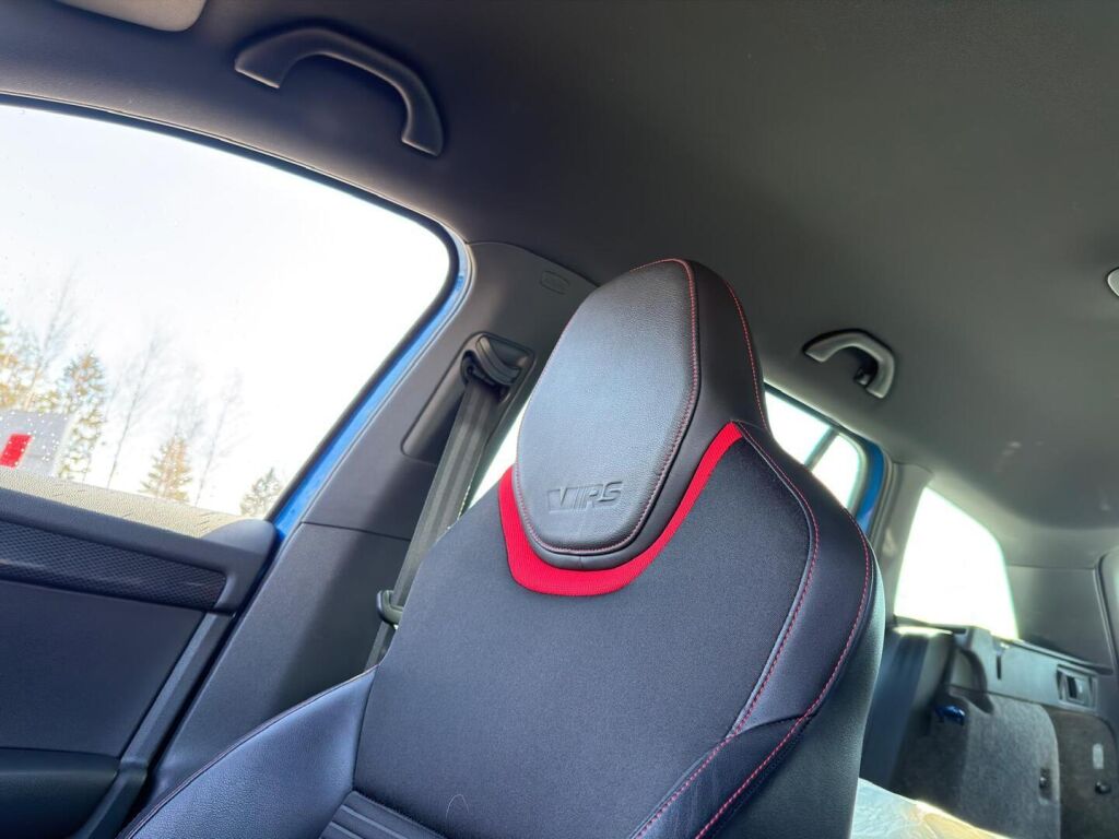 Skoda Octavia 2014 Sininen