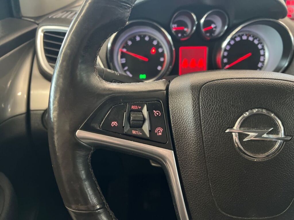 Opel Mokka 2013 Valkoinen
