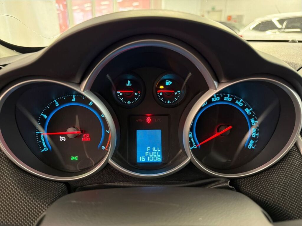 Chevrolet Cruze 2014 Hopea
