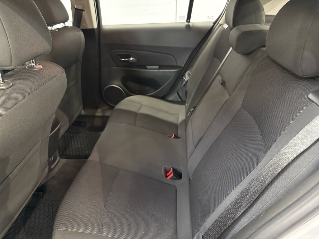 Chevrolet Cruze 2013 Valkoinen