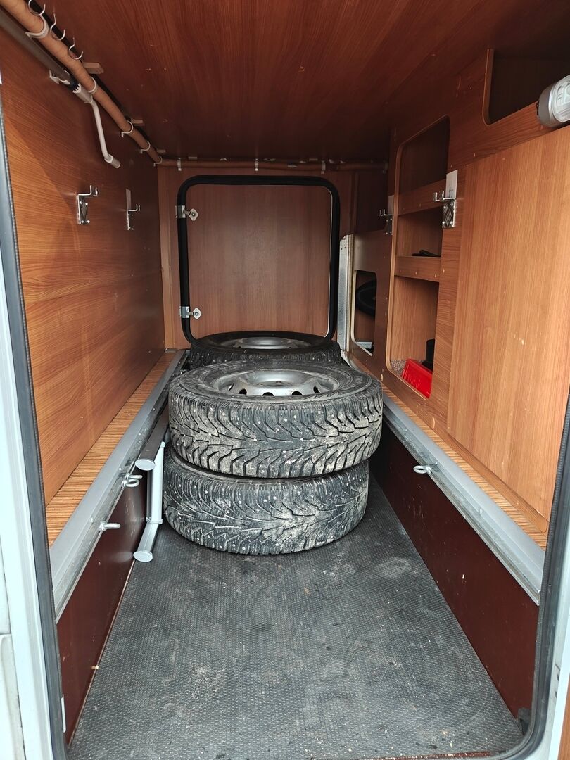 Carado T 337 2011 JK V 113