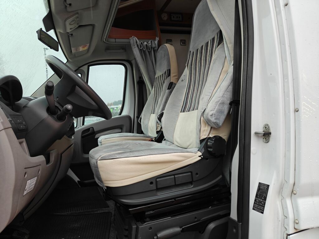 Carado T 337 2011 JK V 113