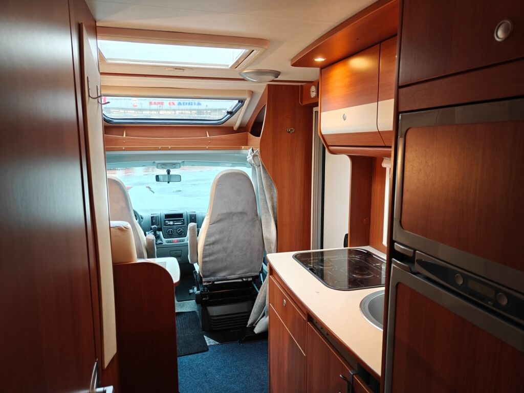 Carado T 337 2011 JK V 113