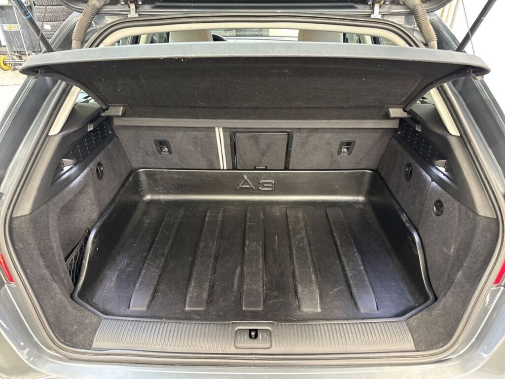 Audi A3 2013 Harmaa