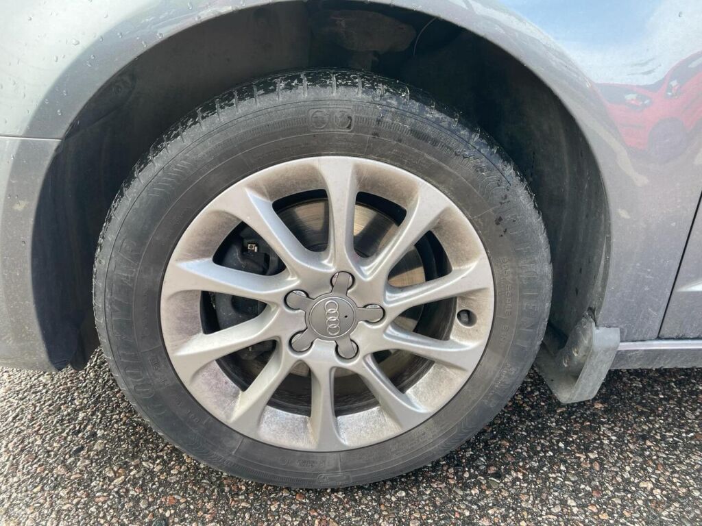 Audi A3 2013 Harmaa