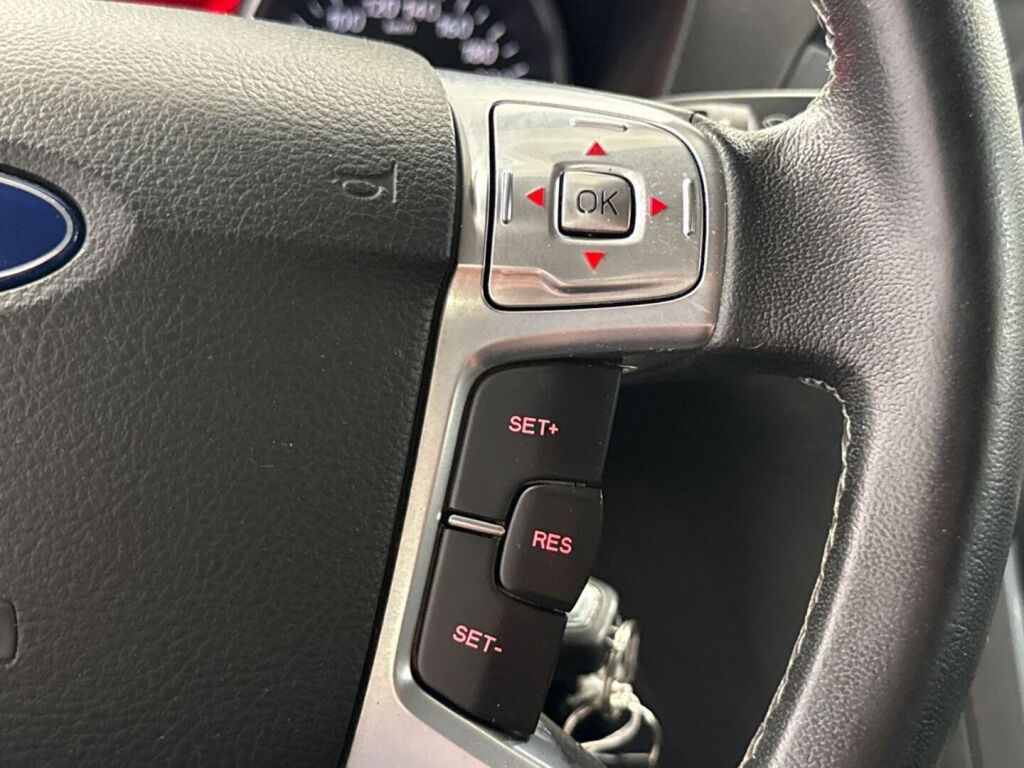 Ford Mondeo 2014 Harmaa