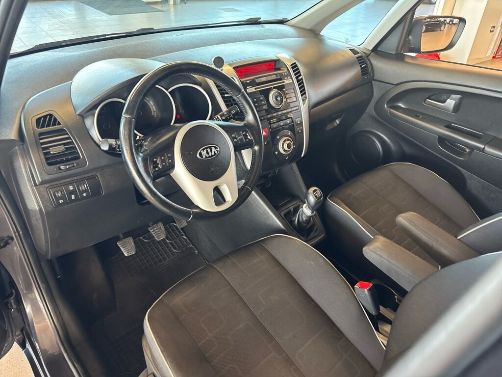 Kia Venga 2014 Harmaa