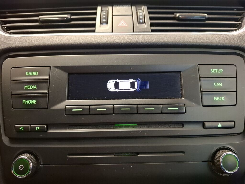 Skoda Octavia 2014 Musta