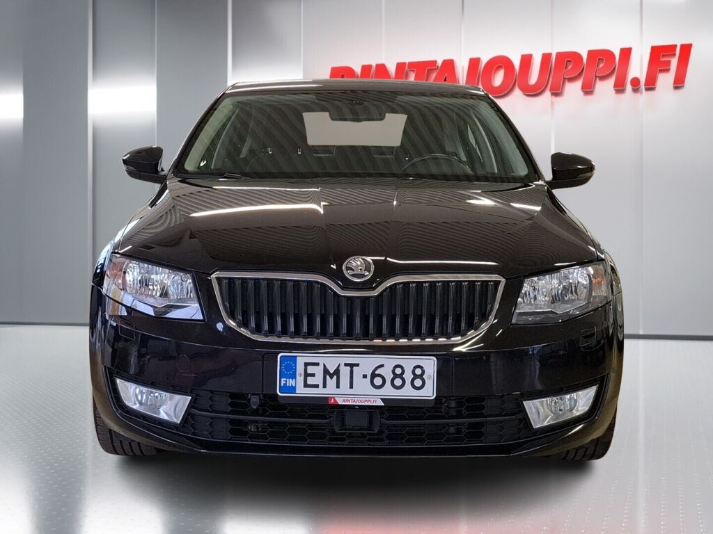 Skoda Octavia 2014 Musta