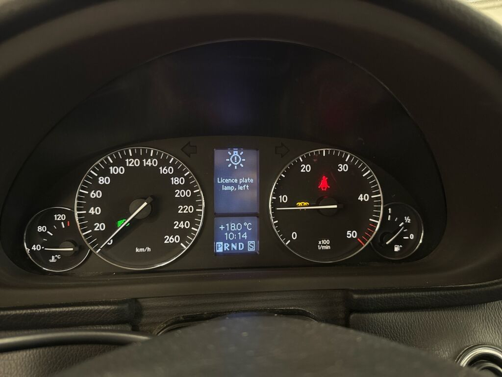 Mercedes-Benz C 2006 Hopea