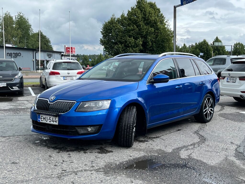 Skoda Octavia 2014 Sininen
