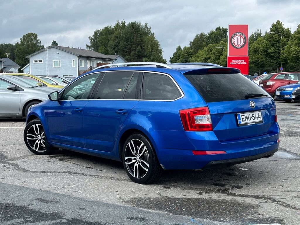 Skoda Octavia 2014 Sininen