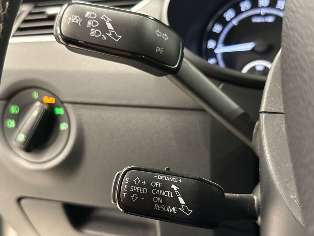 Skoda Octavia 2014 Valkoinen