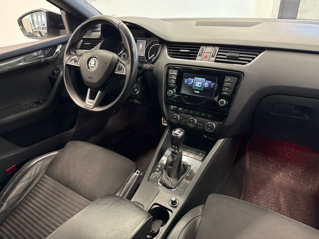 Skoda Octavia 2014 Valkoinen