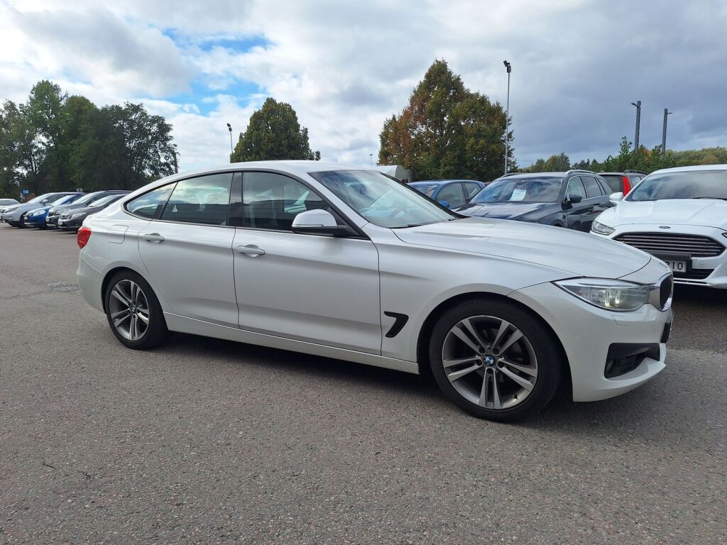 BMW 320 Gran Turismo 2014 Valkoinen