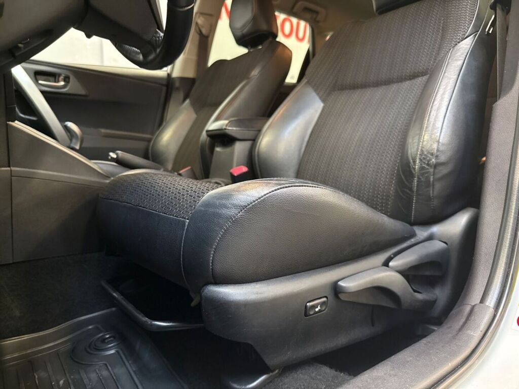 Toyota Auris 2014 Valkoinen
