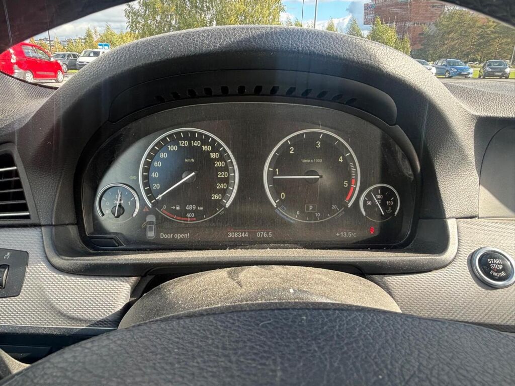 BMW 520 2011 Harmaa