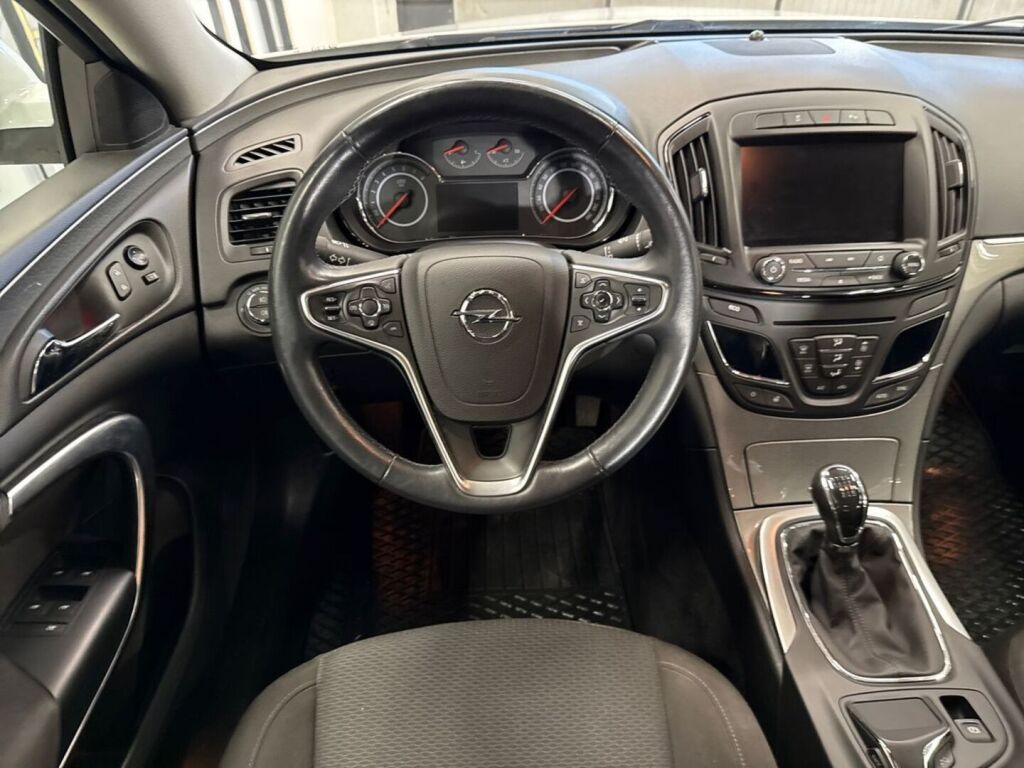 Opel Insignia 2014 Valkoinen