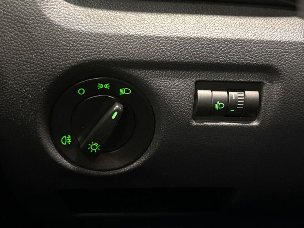Skoda Fabia 2012 Vihreä
