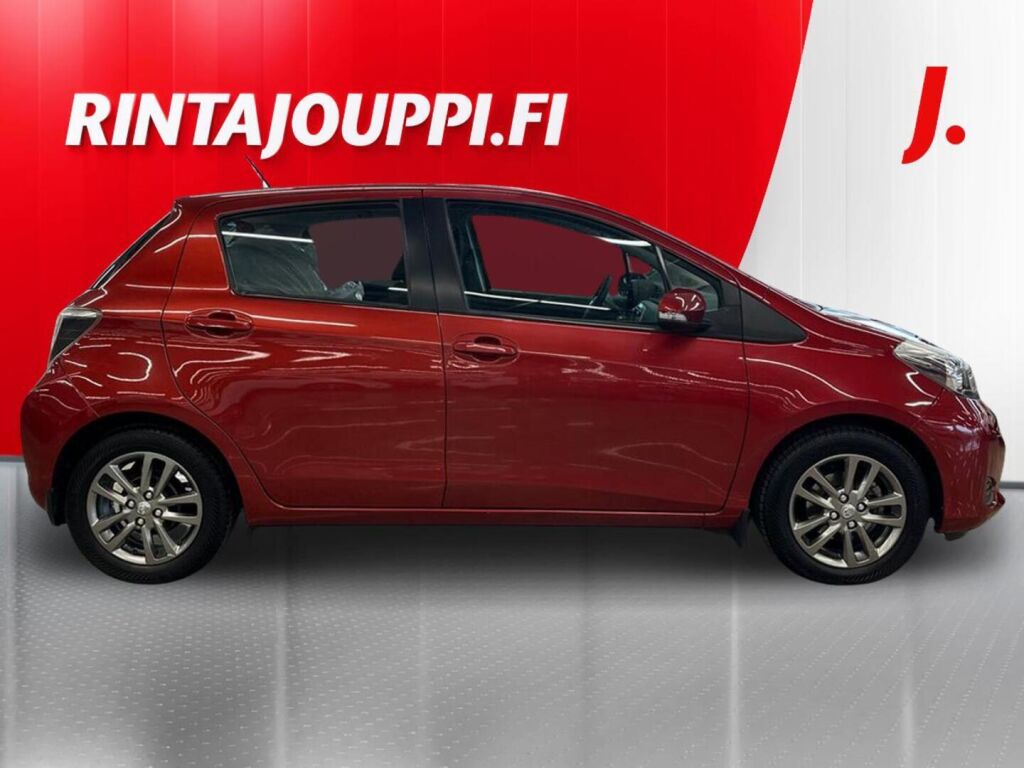 Toyota Yaris 2014 Punainen