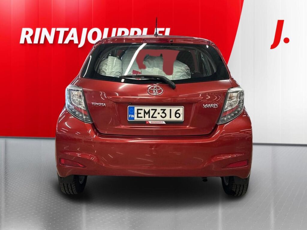 Toyota Yaris 2014 Punainen